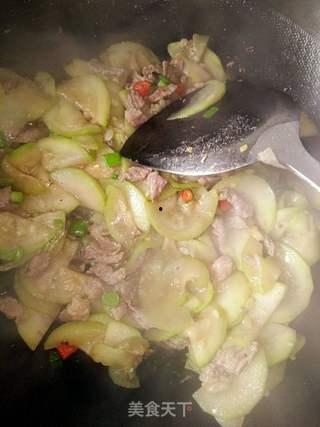 牛肚炒葫芦瓜可以吃吗视频,家常美味，营养均衡的快手菜分享