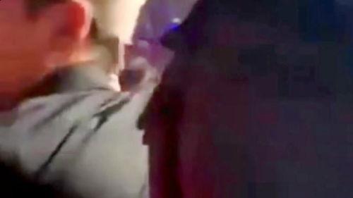 黄仁俊吃瓜视频,揭秘娱乐圈幕后故事