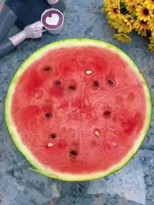 手工吃瓜神器视频,轻松瓜果尽享美味新体验