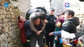 吃瓜群众消防员视频,吃瓜群众镜头记录感人瞬间