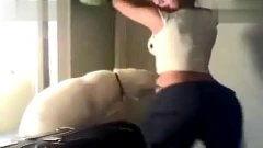 美女跳舞整蛊吃瓜视频,意外整蛊吃瓜群众，笑料百出！