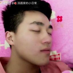 吃货瓜哥小号视频大全集,美食探店，味蕾盛宴