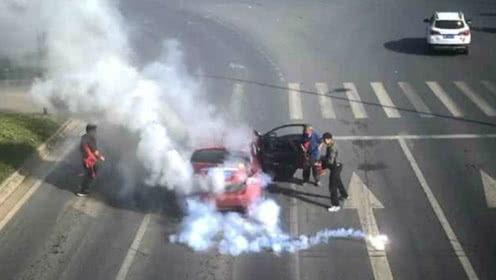 北京人吃瓜视频,揭秘北京人吃瓜视频背后的文化现象