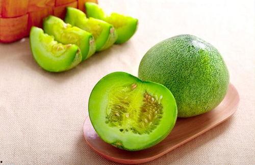 小白甜瓜视频素材吃瓜,揭秘吃瓜乐趣与营养大揭秘