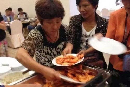 吃瓜食堂大妈是谁啊视频,网络红人的崛起之路