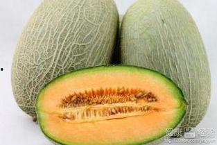 臭人吃哈密瓜视频,网友直呼过瘾！