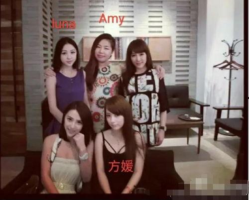 热闹吃瓜大姐视频,揭秘短视频中的趣味生活瞬间