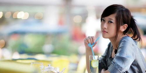 南京美女吃瓜图片大全视频,吃瓜图片大全视频走红网络