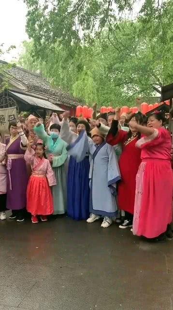 群众看吃瓜表演视频下载,短视频背后的下载热潮